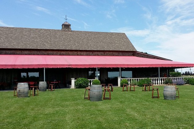 Clovis shop point winery